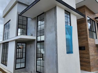 Foto 11 de Casa en construcción en venta en Challuabamba, en urbanización privada