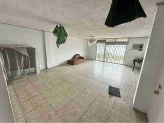 Foto 4 de EN VENTA DEPARTAMENTO URDESA CENTRAL