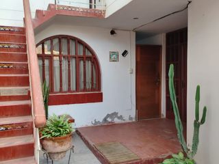 Foto 10 de VENTA CASA CALLE LOS ZAFIROS URB. MIRAFLORES CASTILLA PIURA