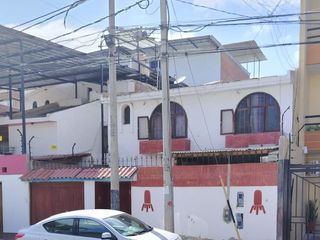 Foto 21 de VENTA CASA CALLE LOS ZAFIROS URB. MIRAFLORES CASTILLA PIURA