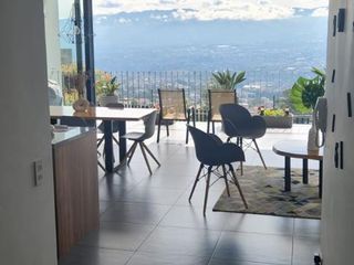 Foto 2 de CUMBAYA, SECTOR SAN JUAN, DEPARTAMENTO CON HERMOSA VISTA EN ARRIENDO