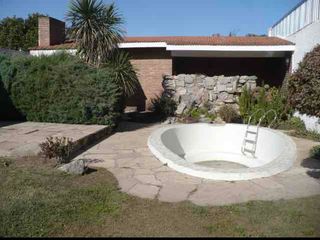 Foto 2 de CASA en VENTA sobre Av. Recta Martinolli