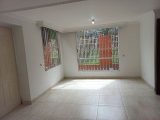 Foto 4 de MODELIA IMPERIAL