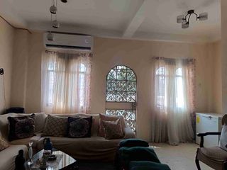 Foto 6 de CASA RENTERA DE VENTA EN EL SUR OESTE DE GUAYAQUIL
CALLE LEONIDAS PLAZA