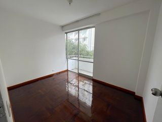 Foto 14 de DEPARTAMENTO EN LINCE CON 4 DORMITORIOS