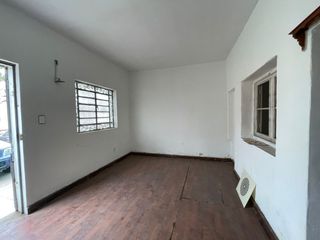 Foto 5 de Casa En Venta Para Vivienda O Negocio En Plena Avenida El Sol - Rimac