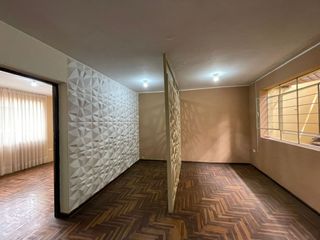 Foto 41 de Casa En Venta Para Vivienda O Negocio En Plena Avenida El Sol - Rimac
