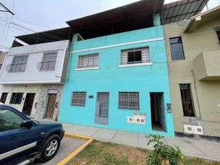 Foto 1 de Casa En Venta Para Vivienda O Negocio En Plena Avenida El Sol - Rimac