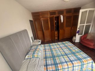 Foto 5 de Venta de Casa en Esquina Frente a Parque – Santa Catalina, La Victoria