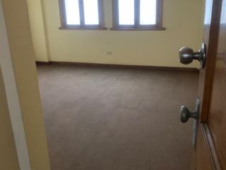 Foto 6 de Vendo edificio de oficinas de 5 pisos