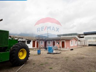 Foto 9 de CASA Y TERRENO EN VENTA SECTOR ADUANA-YAHUARCOCHA
