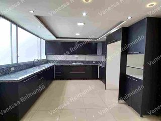 Foto 6 de ARRIENDO CASA INDEPENDIENTE DENTRO DE URBANIZACIÓN EN CONOCOTO
