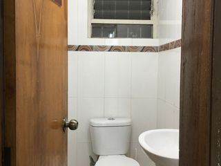 Foto 4 de Local Comercial en Arriendo en el Norte de Quito, sector Vaca de Castro