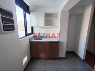 Foto 11 de Alquilo Departamento Moderno En La Zona Más Privilegiada De Surquillo (Calle Los Negocios)