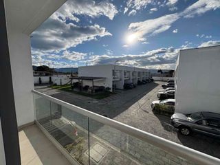 Foto 11 de CASA DE RENTA TUMBACO CERCA A LA RUTA VIVA