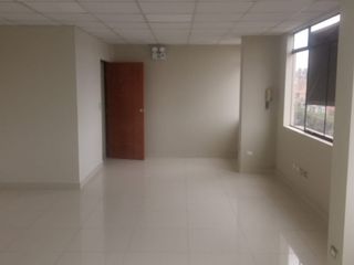 Foto 11 de EDIFICIO DE OFICINAS EN AV LA MOLINA CUADRA SIETE