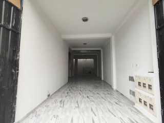 Foto 2 de LOCAL COMERCIAL EN ALQUILER 160 M2 AV. MARCO PUENTE LLANOS – ATE
