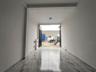Foto 9 de LOCAL COMERCIAL EN ALQUILER 160 M2 AV. MARCO PUENTE LLANOS – ATE