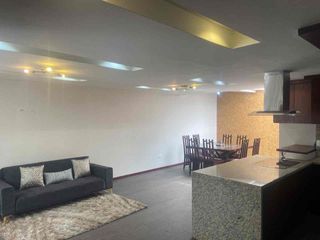 Foto 5 de casa en venta en puertas de sol batán San Sebastián de 3 pisos 4 habitaciones