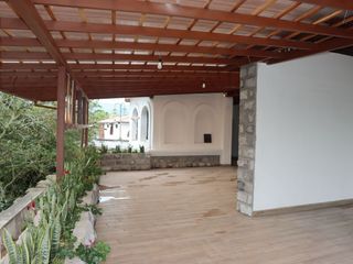Foto 2 de CASA COMERCIAL EN RENTA CAPELO