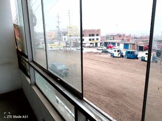 Foto 2 de LOCAL  COMERCIAL + MINIDPTO EN ALQUILER CARABAYLLO