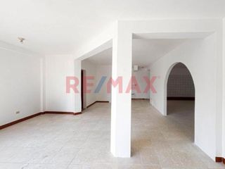 Foto 8 de 📢✨ ¡Alquilo Local Comercial En Zona Top De Smp! ✨📢