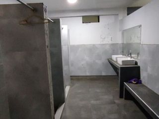 Foto 7 de Alquilo Local Comercial buena ubicación Av Los Chancas de Andahuaylas Sta Anita