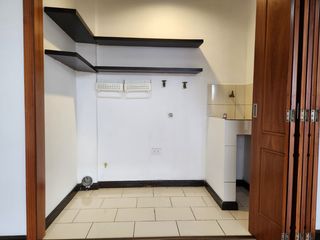 Foto 5 de Departamento en arriendo, Av Paucarbamba, Cuenca