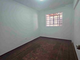 Foto 9 de Oportunidad Única en SMP Casa 3 pisos a Precio de Ocasión
