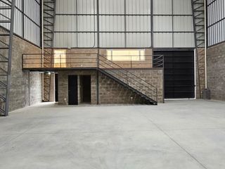Foto 4 de RENTO O VENDO GALPON O BODEGA NUEVO  PARA ESTRENAR