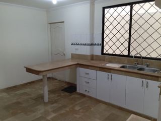 Foto 12 de En alquiler casa de 4 dormitorios en Ceibos Norte