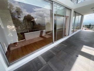 Foto 12 de MIRAVALLE,CUMBAYA / RENTO DEPARTAMENTO ELEGANTE