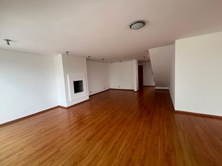 Foto 8 de MIRAVALLE,CUMBAYA / RENTO DEPARTAMENTO ELEGANTE