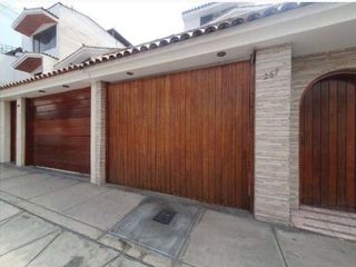 Foto 4 de VENTA CASA EN SURCO CERCA DE PARQUE
