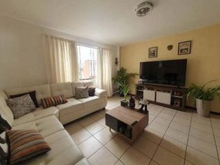 Foto 23 de VENTA CASA EN SURCO CERCA DE PARQUE