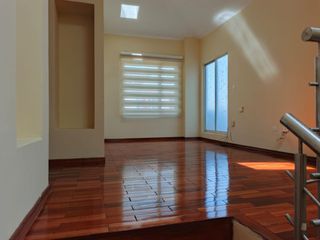 Foto 3 de Amplia casa independiente de arriendo en Sangolquí en Urbanización cerrada $600 incluida alícuota.