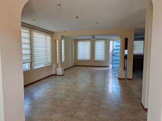 Foto 29 de Amplia casa independiente de arriendo en Sangolquí en Urbanización cerrada $600 incluida alícuota.