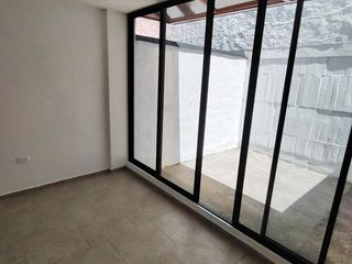 Foto 16 de Conocoto casa esquinera en conjunto opción a tercera planta $62.000