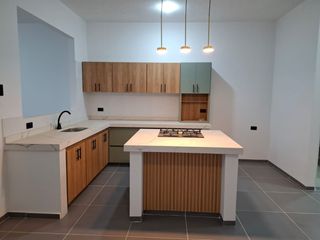 Foto 3 de SE VENDE CASA NUEVA CON PLACA EN YOPAL