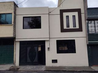 Foto 1 de VENDO CASA Nueva y por Estrenar en el Sur de Quito, Ref. Camal Metropolitano.