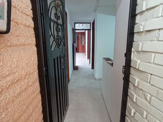 Foto 4 de Casa en Renta – Kennedy Central - Amplia y Funcional