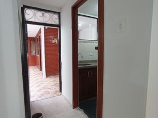 Foto 9 de Casa en Renta – Kennedy Central - Amplia y Funcional