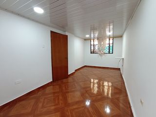 Foto 8 de Casa en Renta – Kennedy Central - Amplia y Funcional