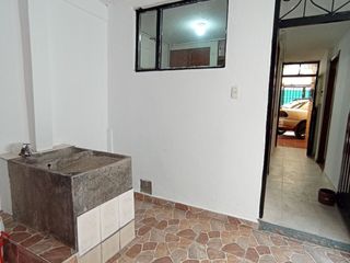 Foto 13 de Casa en Renta – Kennedy Central - Amplia y Funcional