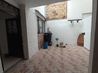Foto 14 de Casa en Renta – Kennedy Central - Amplia y Funcional