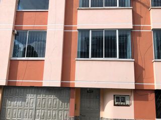 Foto 2 de Amplia casa en renta en Urbanización Prados del Condado