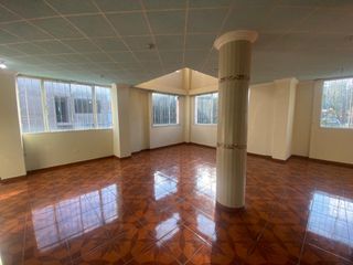Foto 3 de Amplia casa en renta en Urbanización Prados del Condado