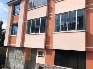 Foto 1 de Amplia casa en renta en Urbanización Prados del Condado