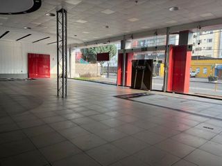 Foto 1 de LOCAL COMERCIAL EN ALQUILER EN AVENIDA DEL EJERCITO