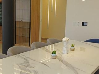Foto 1 de VENTA CASA SECTOR SAN JUAN DE LUJO, CON MUEBLES.